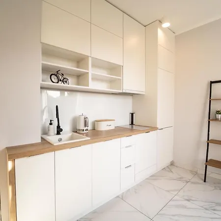 Kolorowe W Mielnie! 350m Od Plazy - 100m Od Jeziora! * Mielno