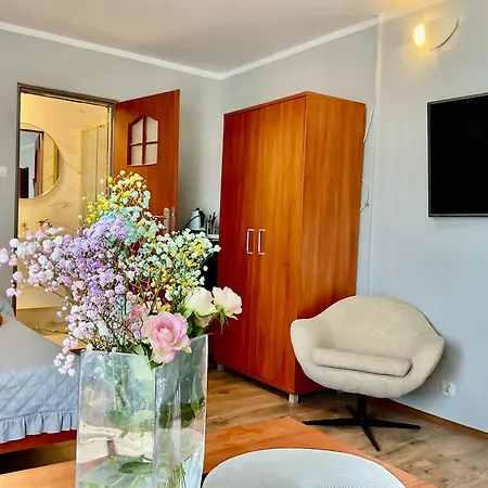 Apartment Kolorowe W Mielnie! 350m Od Plazy - 100m Od Jeziora! *